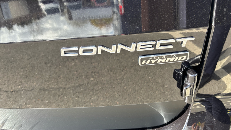 Ford Transit Connect 250 L2 Petrol 1.5 EcoBoost PHEV 150 Limited Van Auto